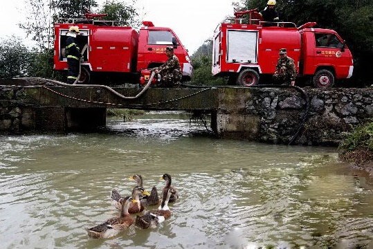 微型消防車如何解決水壓過小的問題